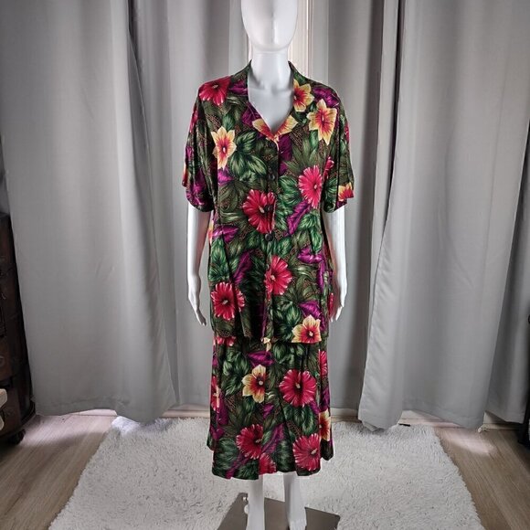 Bentley Women's Green, Pink Floral, Hawaiian 2 Pc Blouse & Skirt Suit Size 22W - Picture 1 of 16